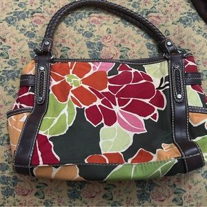 Beautiful floral Fossil purse